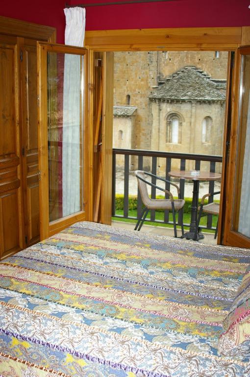 Hosteleria Santa Cruz Santa Cruz de la Serós الغرفة الصورة