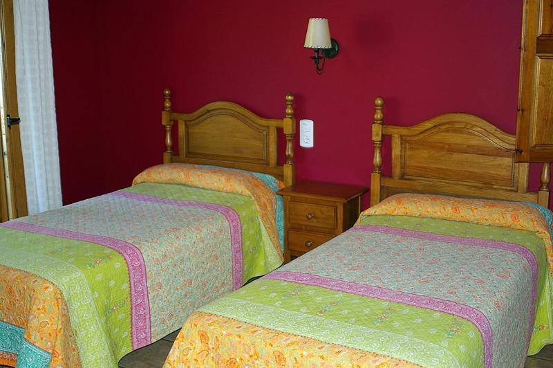 Hosteleria Santa Cruz Santa Cruz de la Serós المظهر الخارجي الصورة